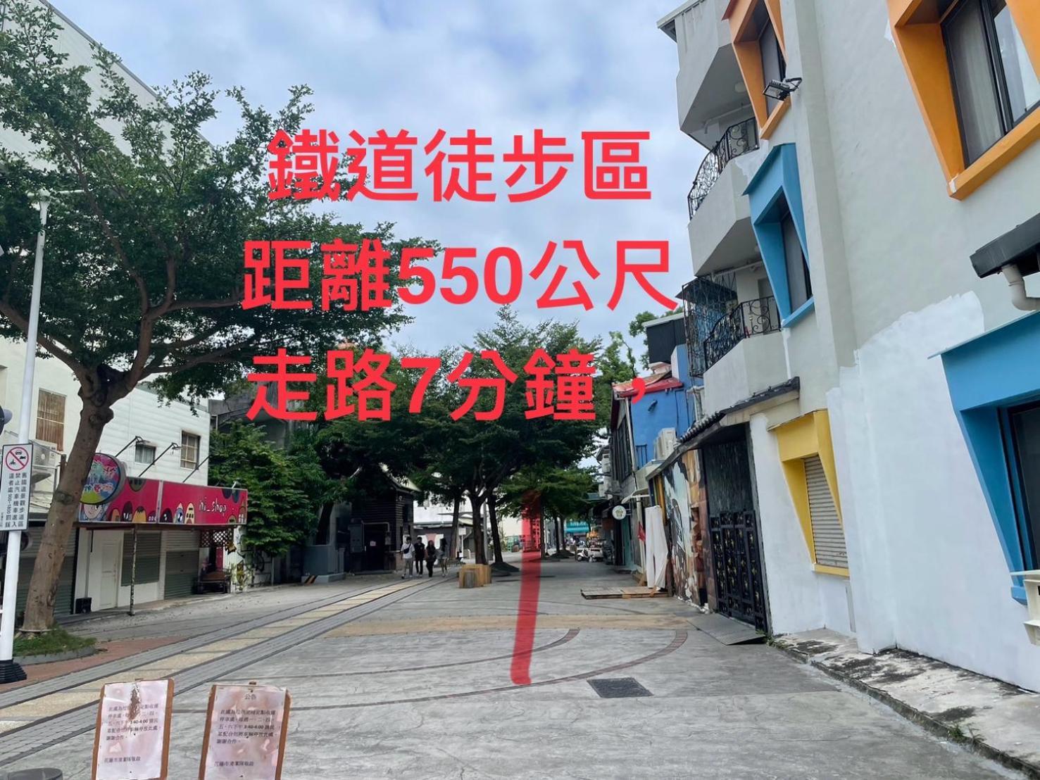 小小鋼琴家民宿&近夜市文創美食街 Hualien Eksteriør billede